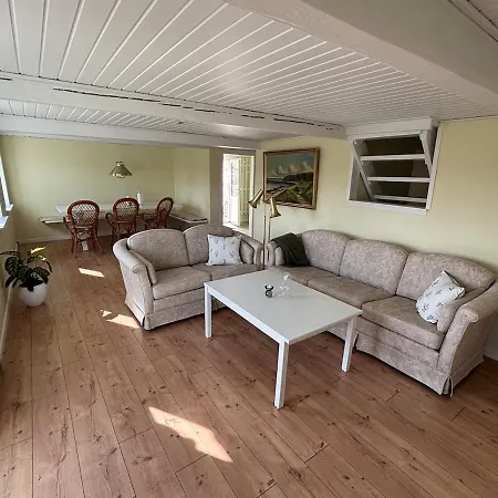 Cozy, Newly Renovated Near Romo Skærbæk