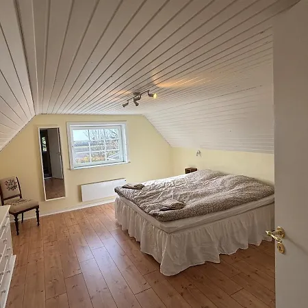 Cozy, Newly Renovated Near Romo