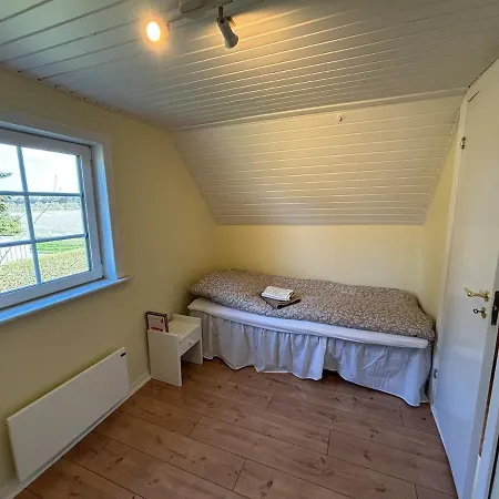 Cozy, Newly Renovated Near Romo *